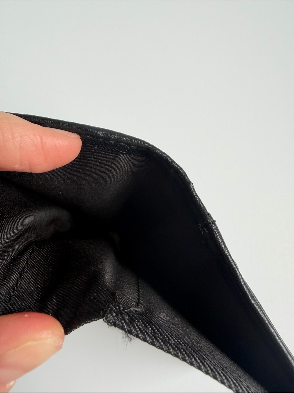 Mini Leather RFID Wallet Snap Black - Picture 4 of 6
